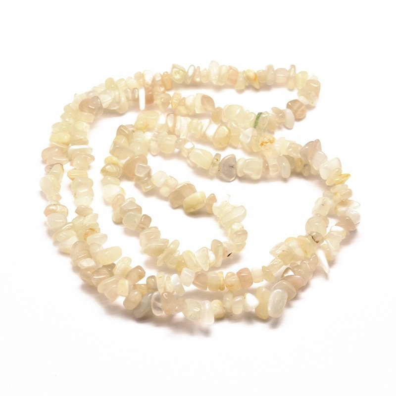 Approximately 300 Natural White Moonstone Chip Beads, 5~8x5~8mm, drilled with 1mm hole (approx), strand approximately 34 inches