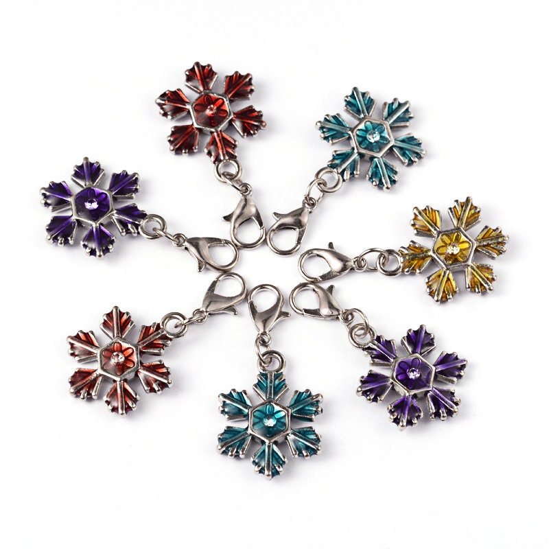 5 x alloy & enamel pendants, Christmas, snowflake, lobster claw clasps, silver tone, mixed colours, approximately 37mm