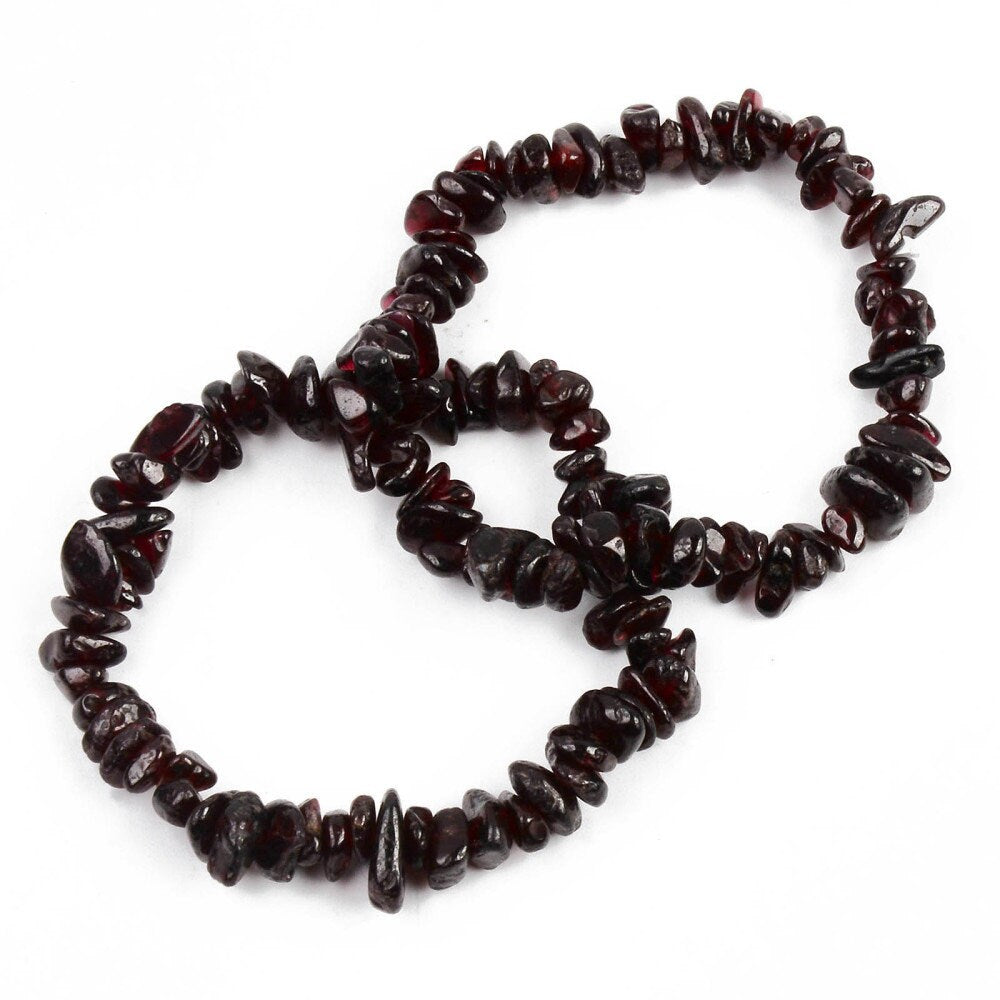 Natural polished dark red garnet chip stretch elastic bracelet inner diameter approx 4.5cm