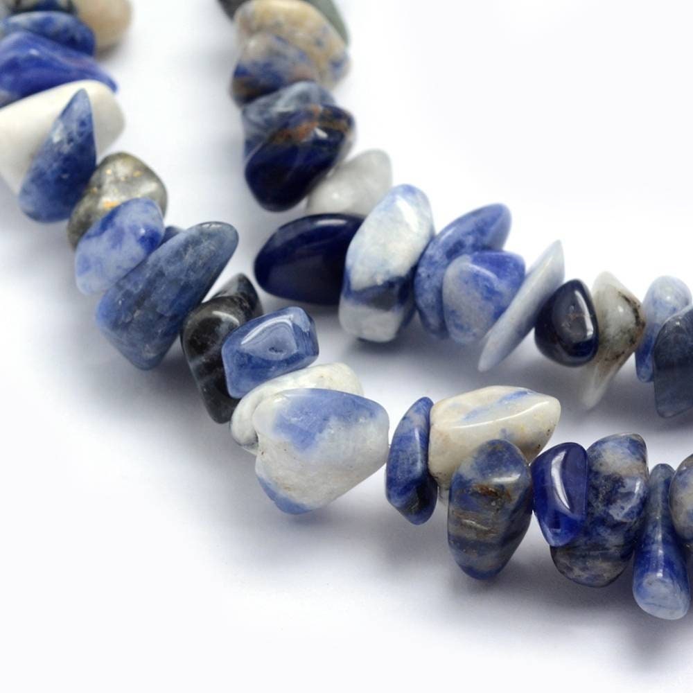 Strand (approx 210 chips) grade A natural sodalite gemstone chips beads - 5mm - 8mm