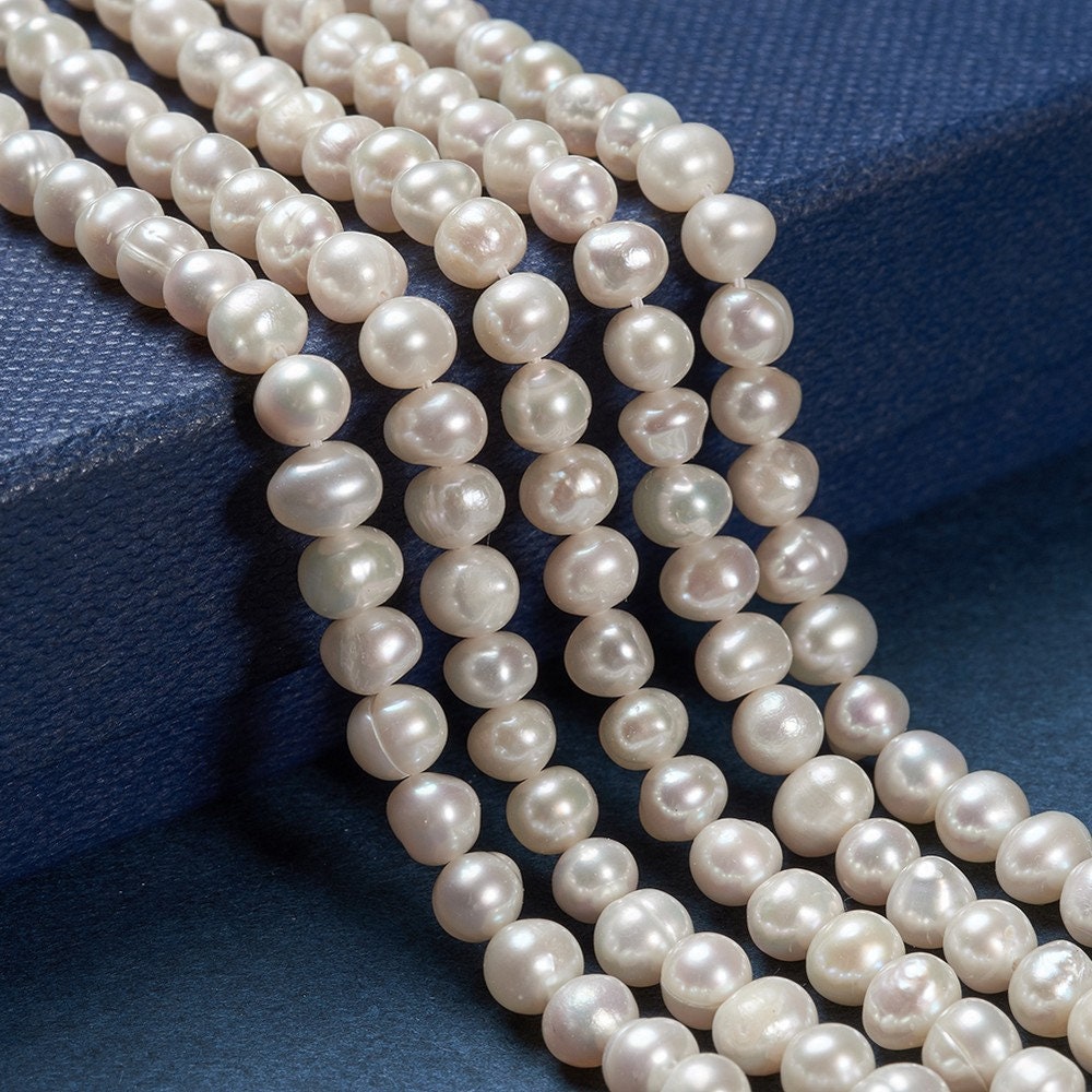 80 x natural freshwater pearl beads, grade AA, potato, seashell colour, 4~5mm, hole: 0.5mm